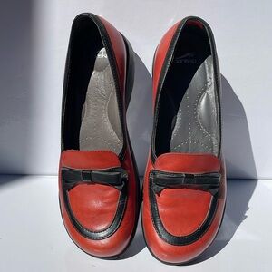 Dansko Danielle loafer women’s euro size 41/us 10-10.5 red and black